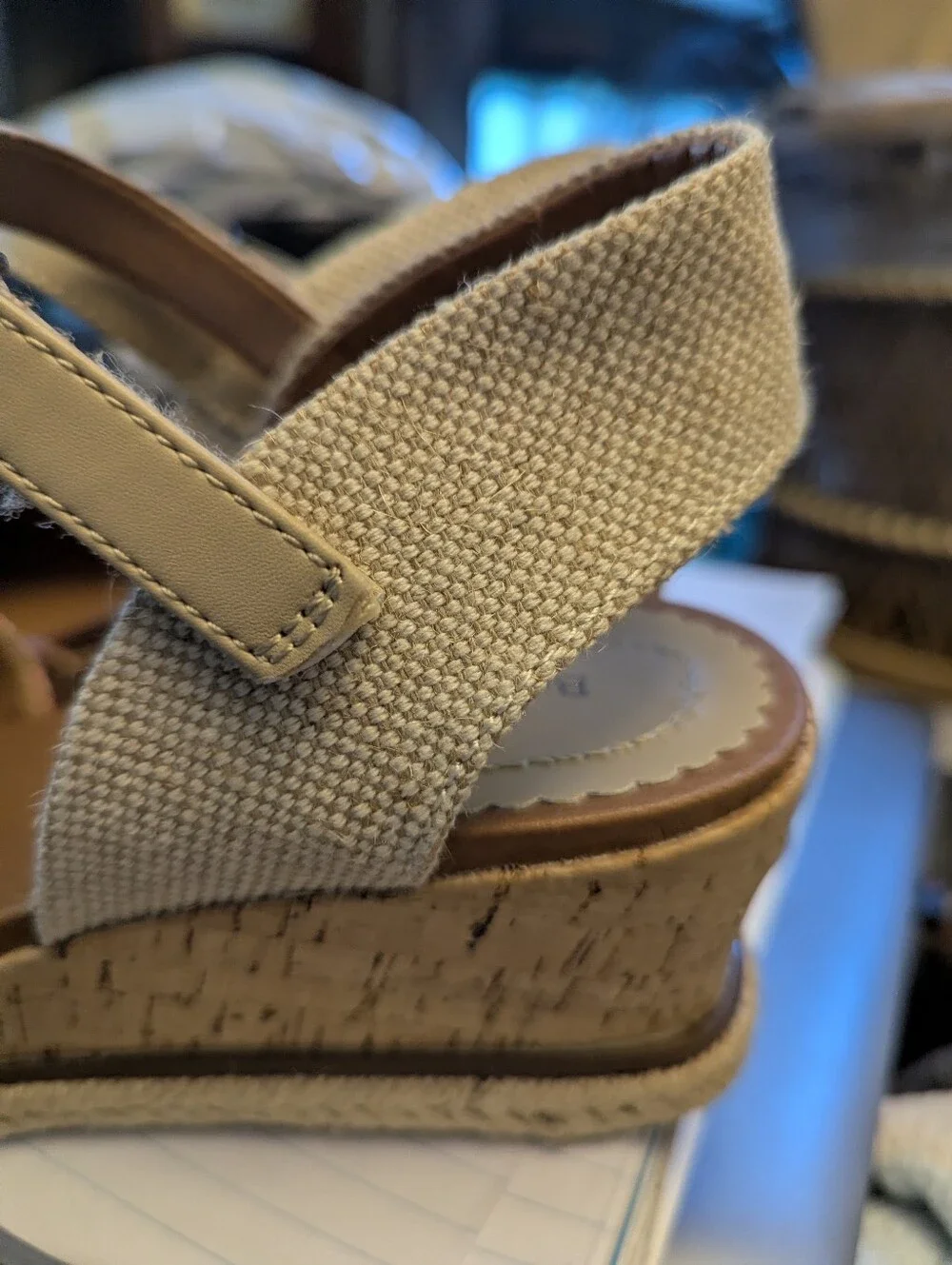 Exc Women's Baretraps Odetta Cork Multi Textured Wedge Sandals Sz 8.5m